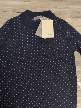 Icebreaker Navy Sweater with Light Dot Accent
